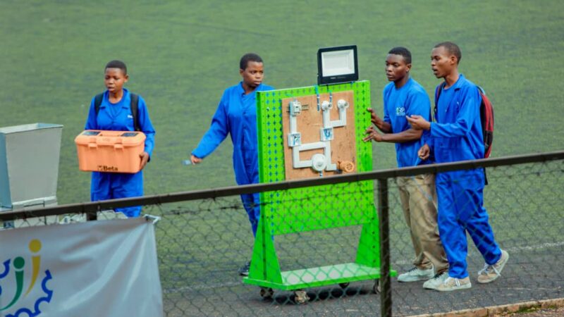 Abiga imyuga muri IPRC Kigali TSS bizeye guhangana ku isoko ry’umurimo