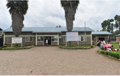 Ibigo nderabuzima 40 byo mu Rwanda byahawe internet ya Starlink